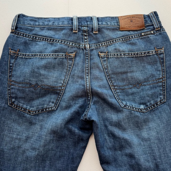 Men’s Lucky Brand Jeans Heritage Slim 
Size 30/32 - Picture 1 of 10